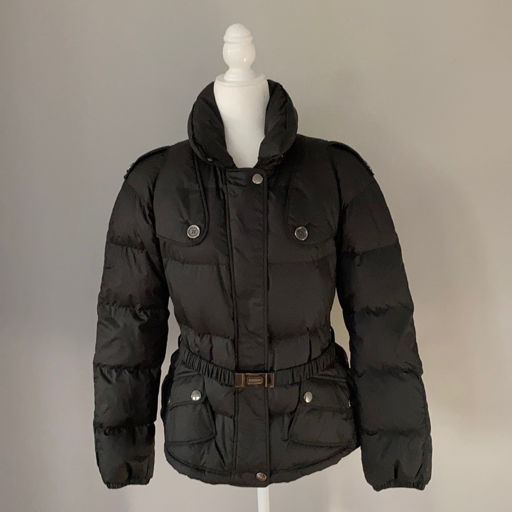 Burberry short puffer jacket with belt